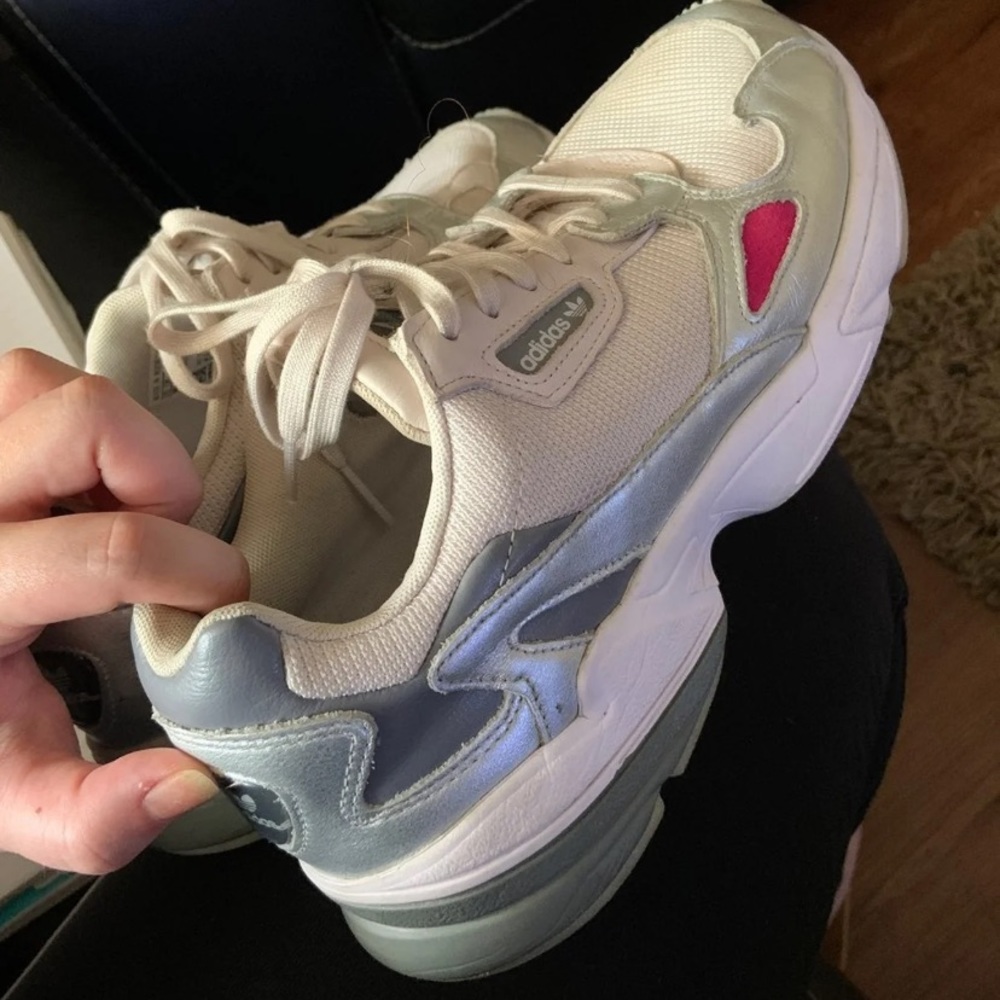adidas falcons